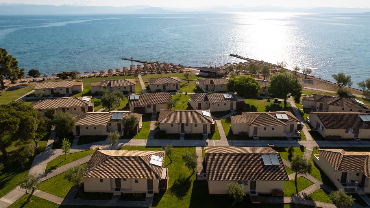 Tiara Holidays - Canvas by Mitsis Messonghi - bungalovi